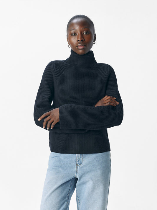 Object | Coltrui Viola black NOOS